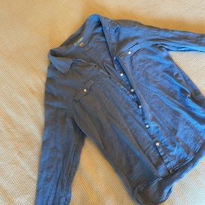 Comfy light blue button down. Hardly worn!